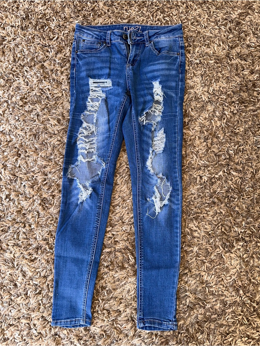 Rue21 Women's Blue Distressed Skinny Jeans